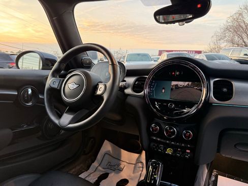 Used 2023 MINI Cooper SE image 30