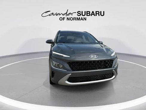 Used 2023 Hyundai Kona Limited FWD image 3