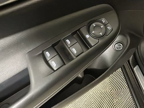 Used 2024 Buick Envista Avenir FWD image 12