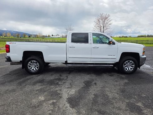 Used 2016 Chevrolet Silverado 3500 LTZ w/ Duramax Plus Package AWD/4WD image 5