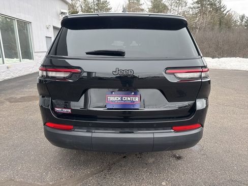 Used 2024 Jeep Grand Cherokee L Altitude image 4