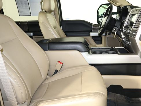 Used 2017 Ford F250 Lariat w/ Lariat Value Package image 55