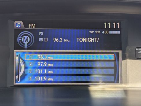 Used 2015 Honda Odyssey EX-L image 19