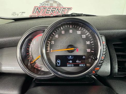 Used 2016 MINI Cooper 2-Door Hardtop image 13