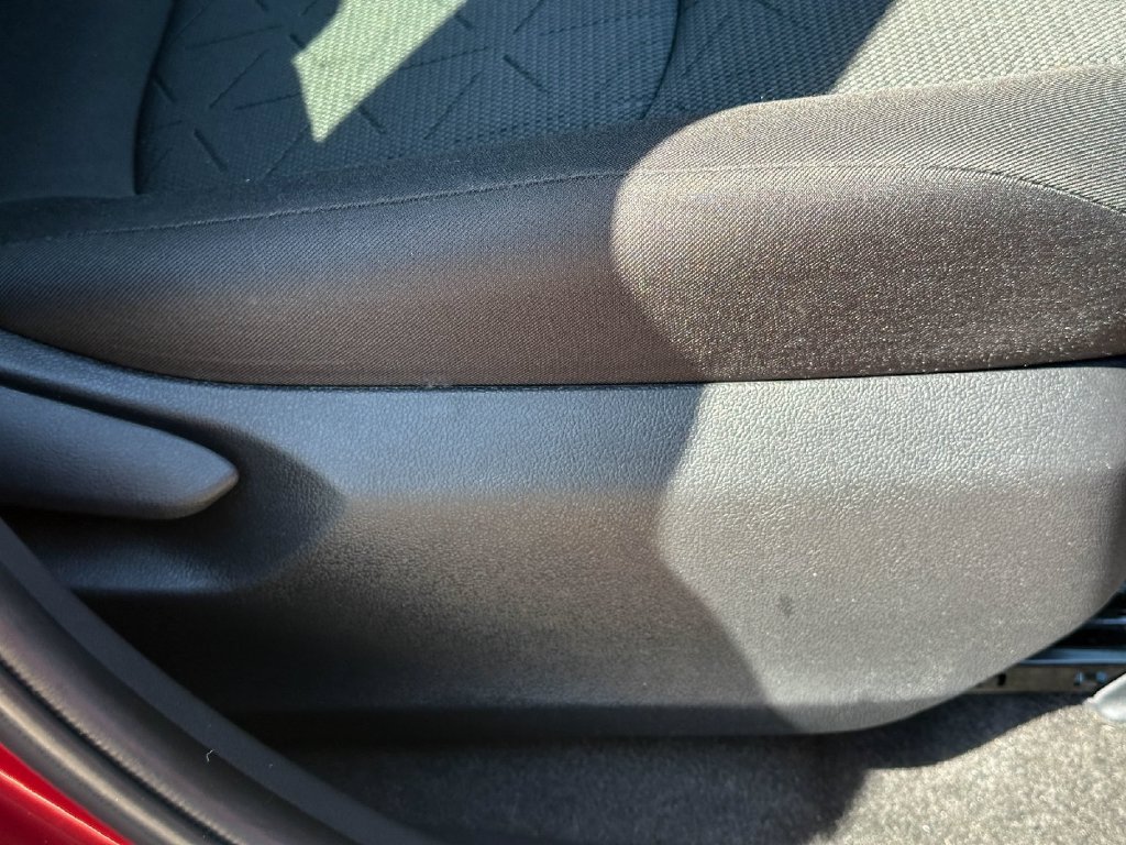 Used 2023 Toyota RAV4 XLE w/ Convenience Package FWD image 25