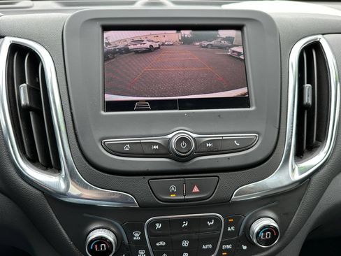 Used 2024 Chevrolet Equinox LT FWD image 34