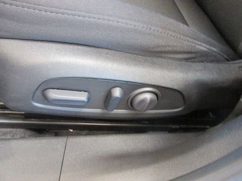 Used 2024 Chevrolet Malibu LT image 27