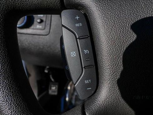 Used 2016 Chevrolet Impala LT image 14