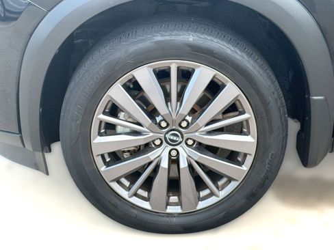 Used 2023 Nissan Pathfinder SL w/ SL Premium Package FWD image 12