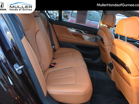 Used 2020 BMW 750i xDrive w/ Executive Package image 48