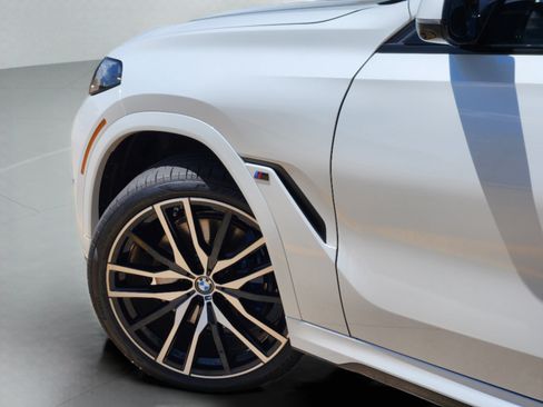 Used 2026 BMW X6 xDrive40i AWD/4WD image 26