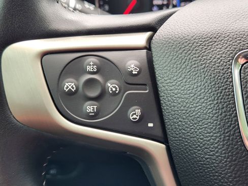 Used 2022 GMC Terrain Denali w/ Denali Premium Package AWD/4WD image 23