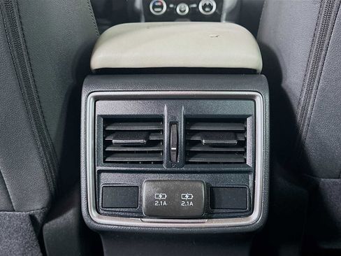 Used 2020 Subaru Forester Premium AWD/4WD image 23