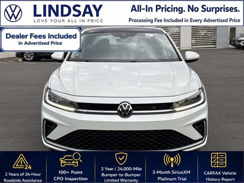 Used 2025 Volkswagen Jetta SE w/ Sunroof Package FWD image 8