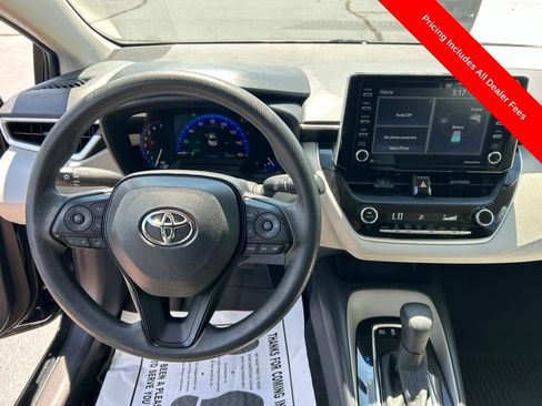 Used 2021 Toyota Corolla LE FWD image 6