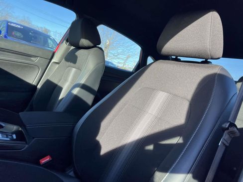 Used 2024 Honda Civic Sport image 11