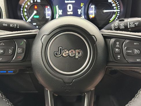 Used 2025 Jeep Wrangler Unlimited Sport S 4xe AWD/4WD image 28