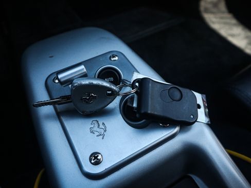 Used 2001 Ferrari 360 Spider image 32