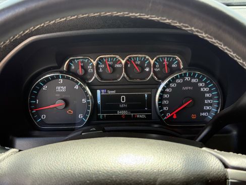 Used 2018 Chevrolet Silverado 1500 LT w/ All Star Edition RWD image 17