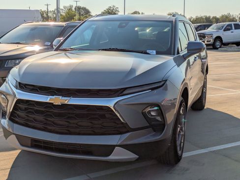 Used 2023 Chevrolet Blazer LT w/ Convenience Package image 7