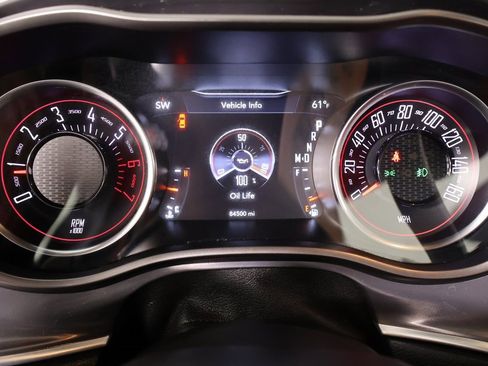 Used 2021 Dodge Challenger R/T w/ Plus Package image 4