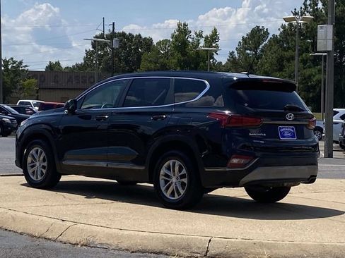 Used 2019 Hyundai Santa Fe SE FWD image 5
