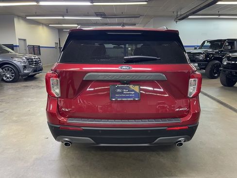 Certified 2021 Ford Explorer XLT w/ Equipment Group 202A image 6