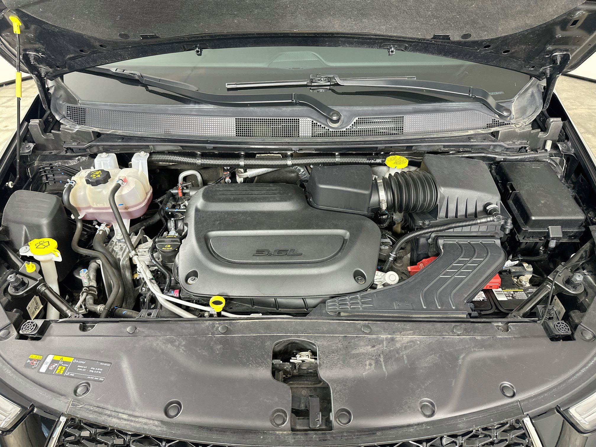 Used 2025 Chrysler Pacifica Select FWD image 34