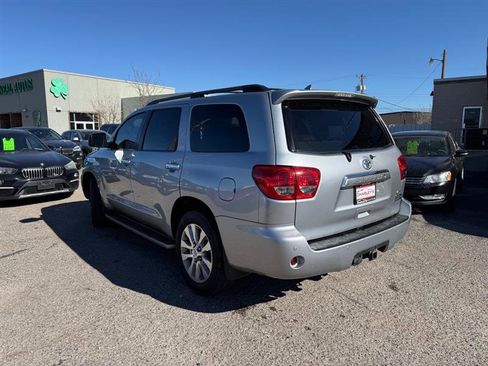 Used 2014 Toyota Sequoia Limited image 2