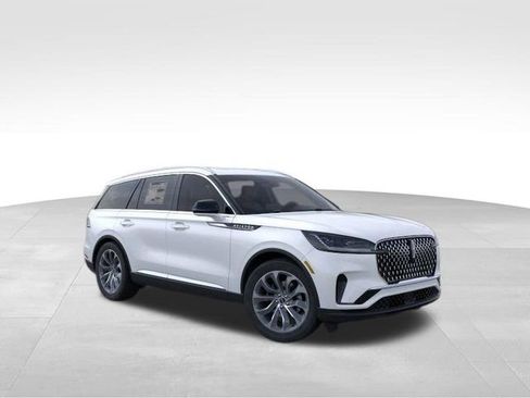 New 2026 Lincoln Aviator Reserve image 8