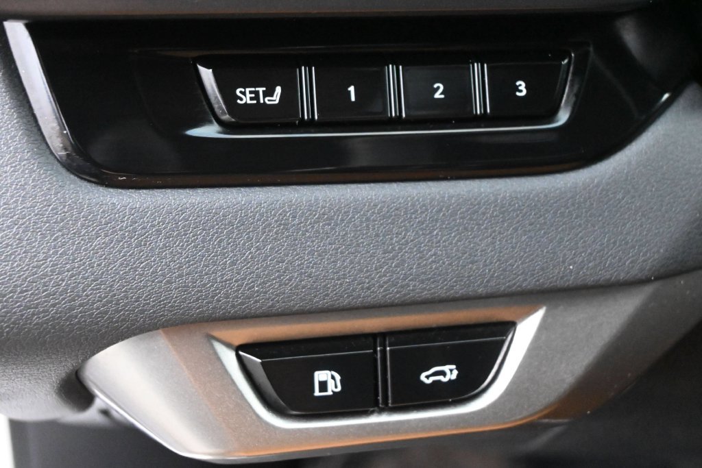 Used 2024 Lexus RX 350 Premium Plus w/ Convenience Package FWD image 5