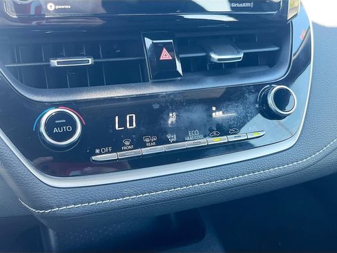 Used 2022 Toyota Corolla SE FWD image 15
