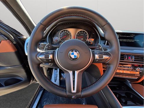 Used 2016 BMW X5 M image 25