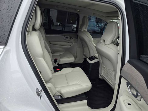 Certified 2024 Volvo XC90 T8 Plus w/ Protection Package Premier image 12