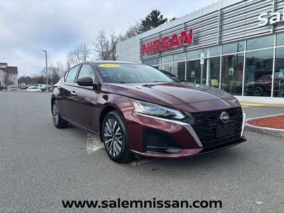 Used 2023 Nissan Altima 2.5 SV w/ SV Premium Package