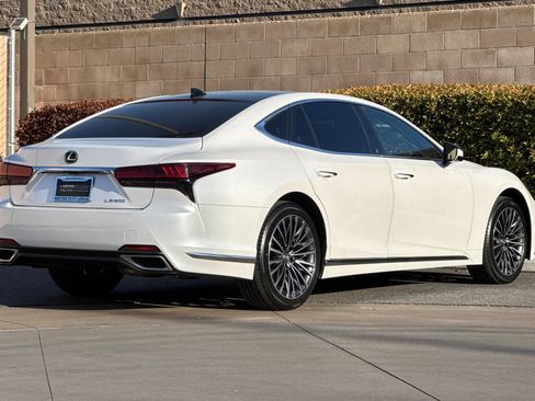 Certified 2024 Lexus LS 500 w/ Luxury Package RWD image 4