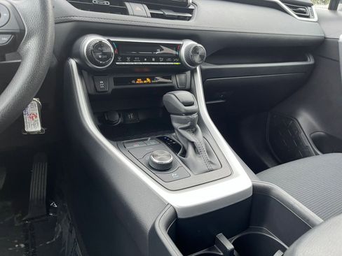 Used 2025 Toyota RAV4 LE image 40