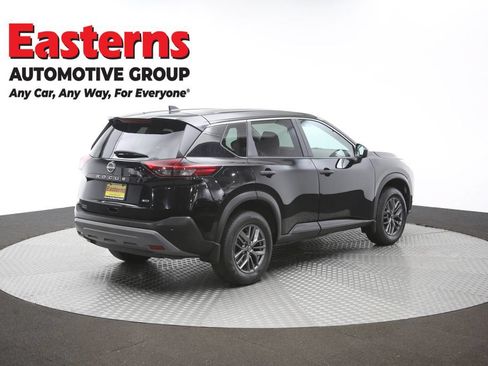Used 2023 Nissan Rogue S AWD/4WD image 40