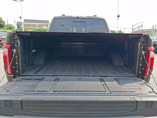 Used 2025 Ford F150 Raptor AWD/4WD image 35
