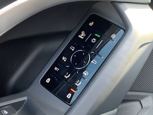 New 2025 Audi Q5 Premium Plus image 9