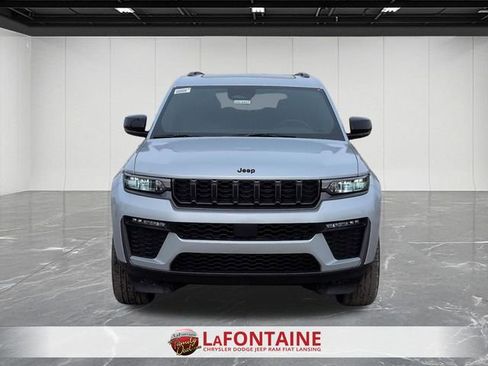 New 2026 Jeep Grand Cherokee L Limited w/ Limited Altitude Package AWD/4WD image 8