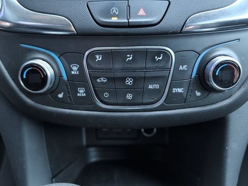 Used 2024 Chevrolet Equinox LT w/ LPO, Cargo Package FWD image 19