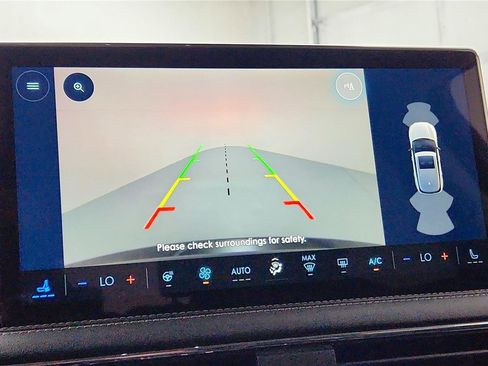 Used 2023 Lincoln Corsair AWD w/ Equipment Group 101A image 38