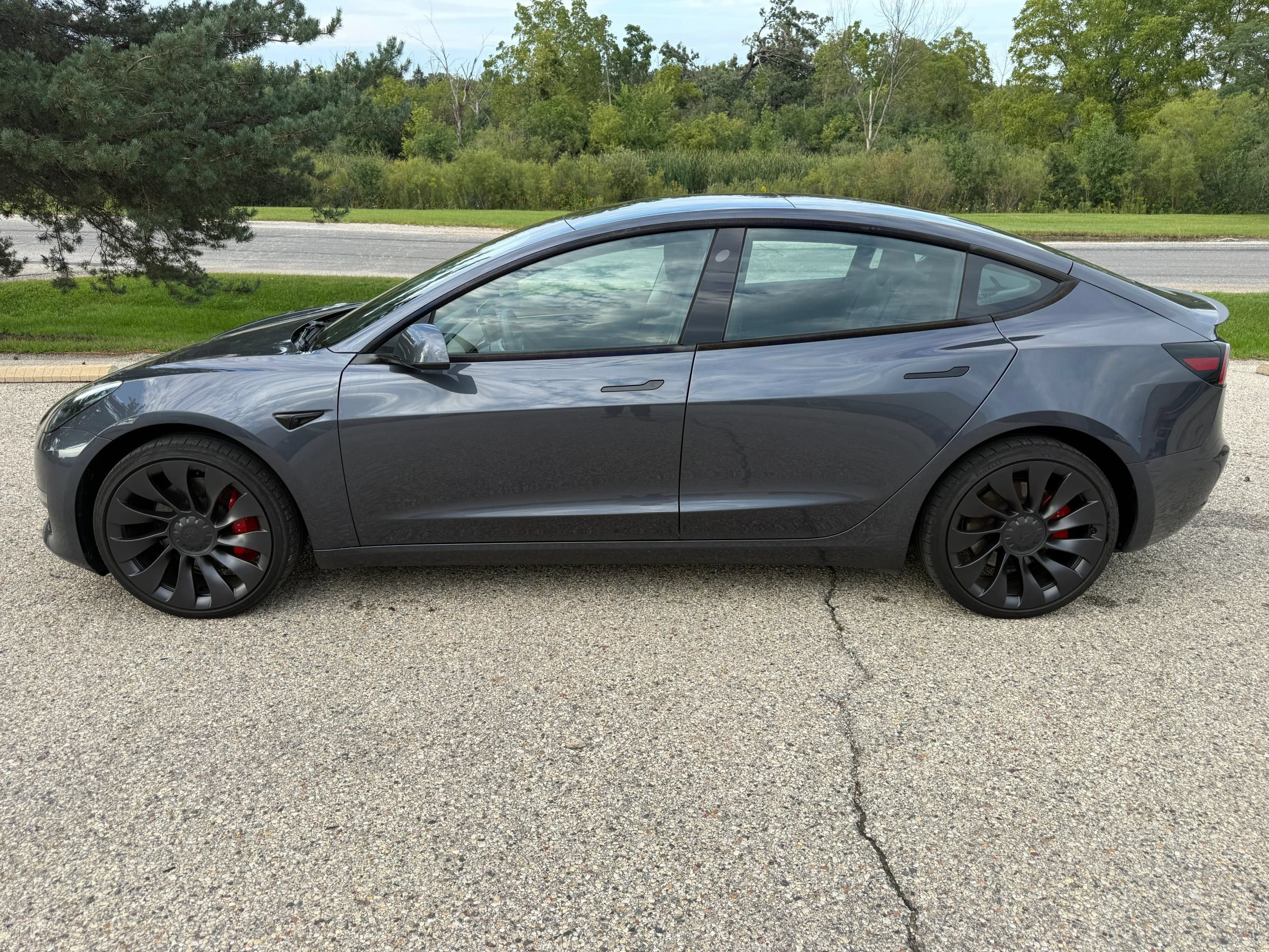 Used 2023 Tesla Model 3 Performance AWD/4WD image 2