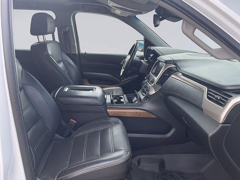 Used 2020 GMC Yukon XL Denali image 17