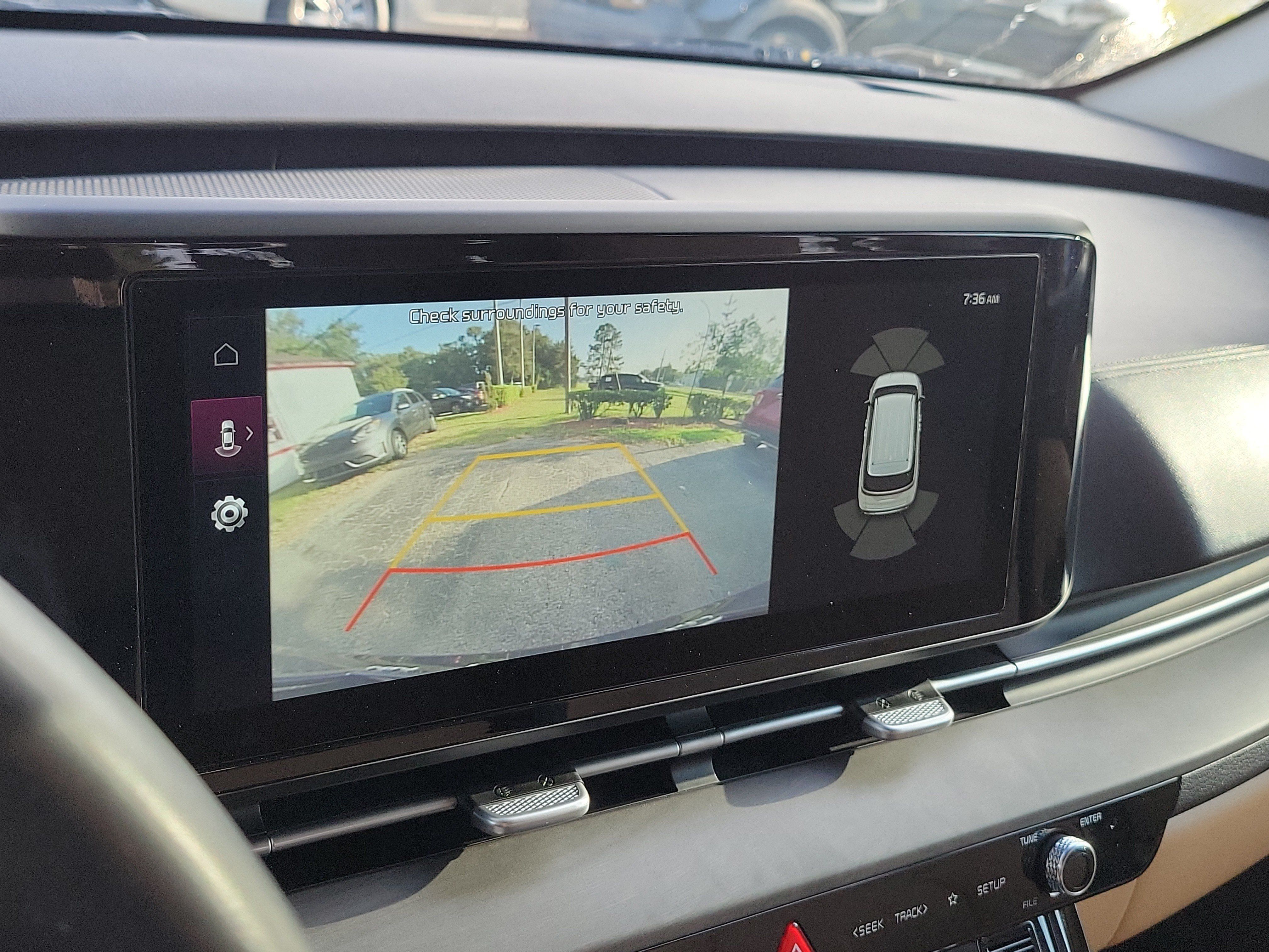 Certified 2023 Kia Carnival EX FWD image 34