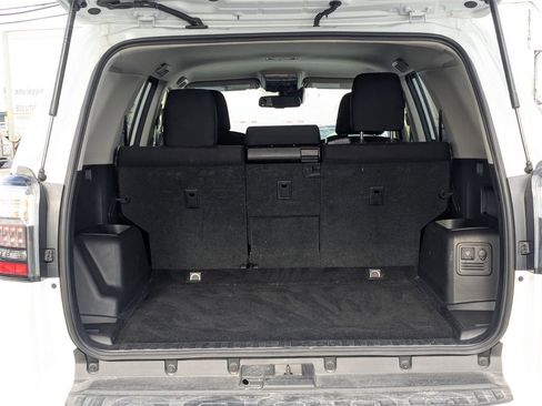 Used 2024 Toyota 4Runner TRD Off-Road image 33