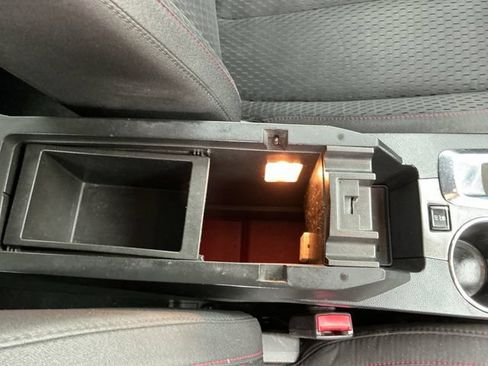 Used 2015 Chevrolet Equinox LS FWD image 28