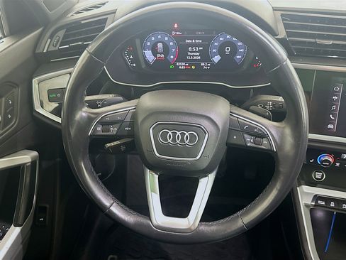 Used 2021 Audi Q3 2.0T Premium w/ Convenience Package image 18