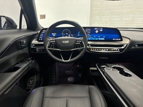 Used 2024 Cadillac Lyriq Luxury RWD image 22